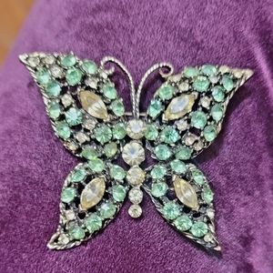 Vintage brooch/pin
